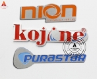 Làm mác kim loại, tem nhãn kim loại giá rẻ, lấy ngay 