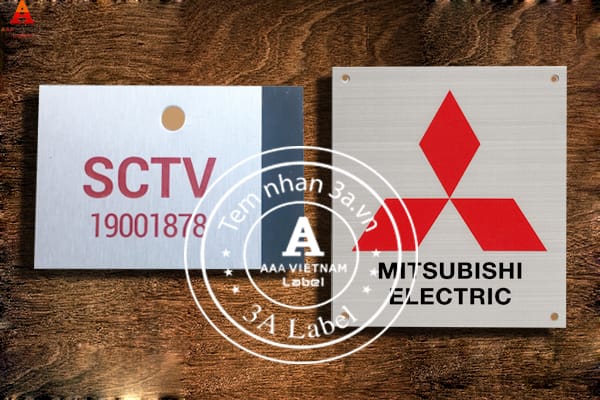 In tem nhãn mác kim loại giá rẻ 