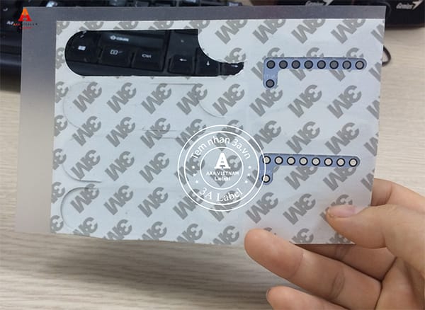 Tem mặt Pet, tem nhựa nút nổi, tem bảng điều khiển giá rẻ tại TP HCM 