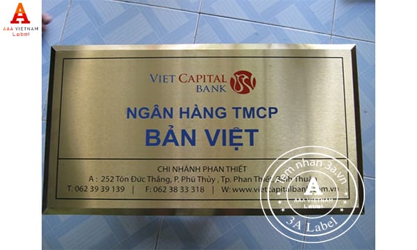 Biển inox ăn mòn