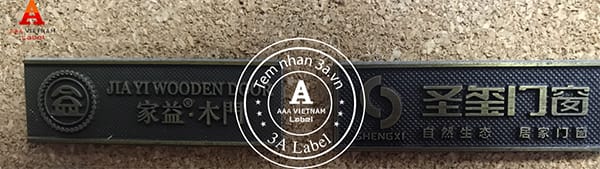 làm nhãn kim loại giá rẻ nhất 1