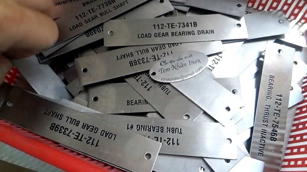 làm tem kim loại giá rẻ nhất 6