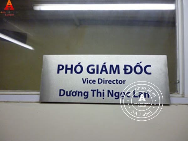 Nhãn inox giá rẻ, đẹp nhất tại Hà Nội