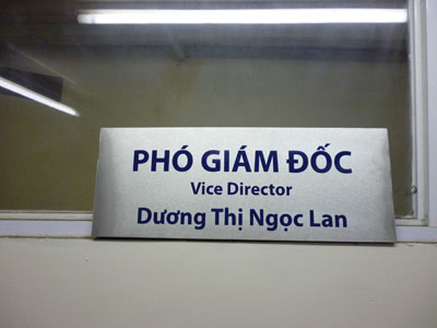 Tem kim loại ăn mòn giá rẻ 