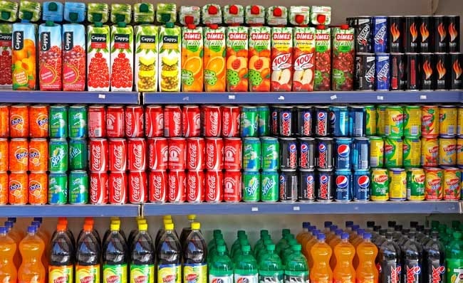 Tem kim loại đầu tiên cho nước giải khát