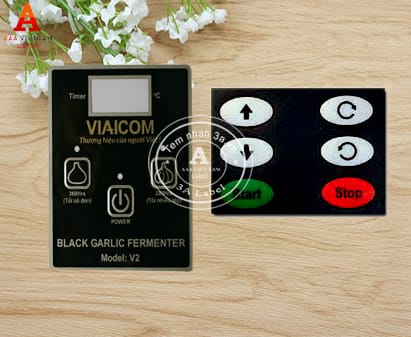 Nhận làm tem nhựa nút nổi điều khiển giá rẻ, bền bỉ nhất 7
